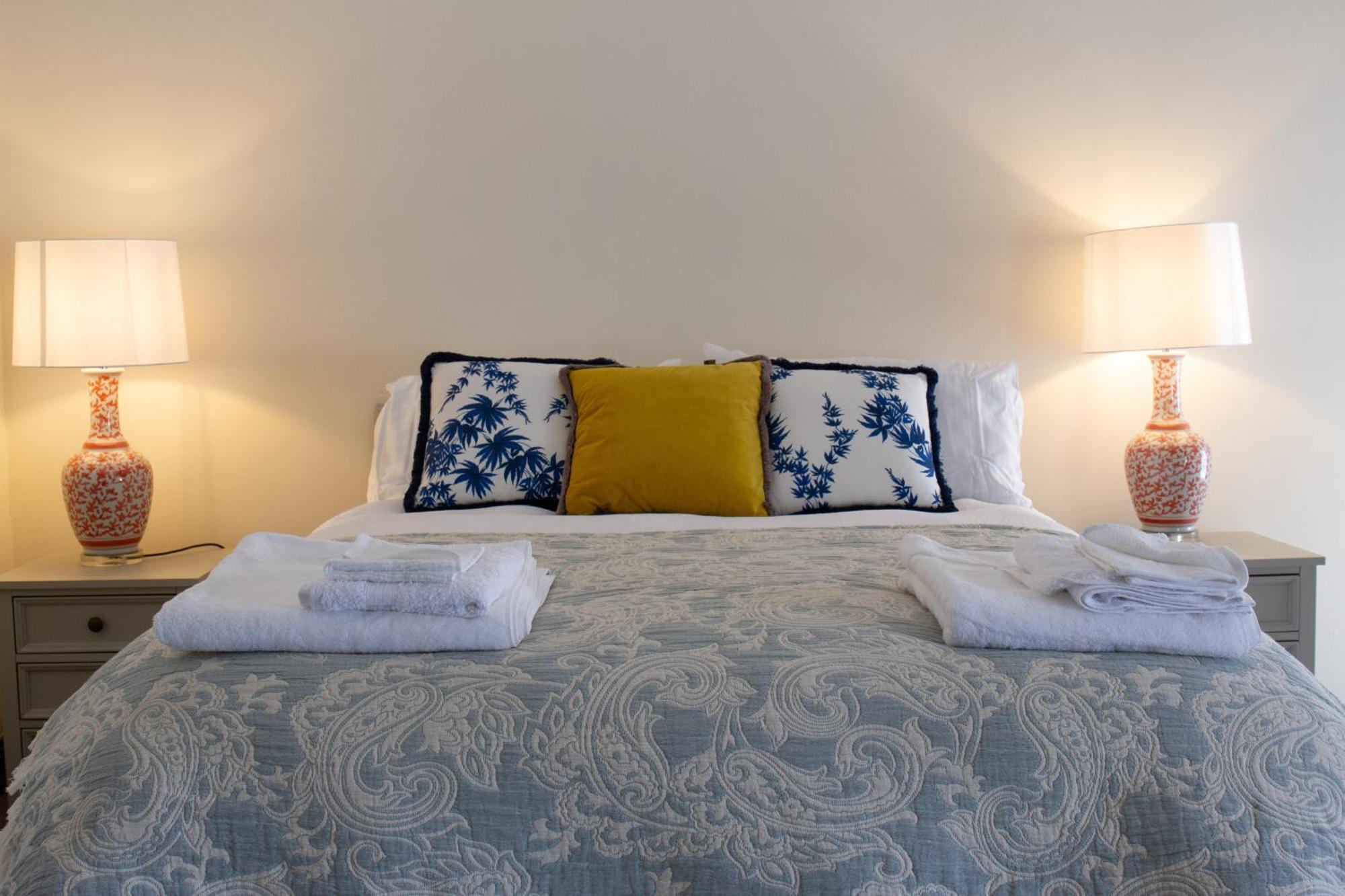 קאשל Hill House Lodge Sleeps 6 Overlooking The Rock Of Cashel מראה חיצוני תמונה