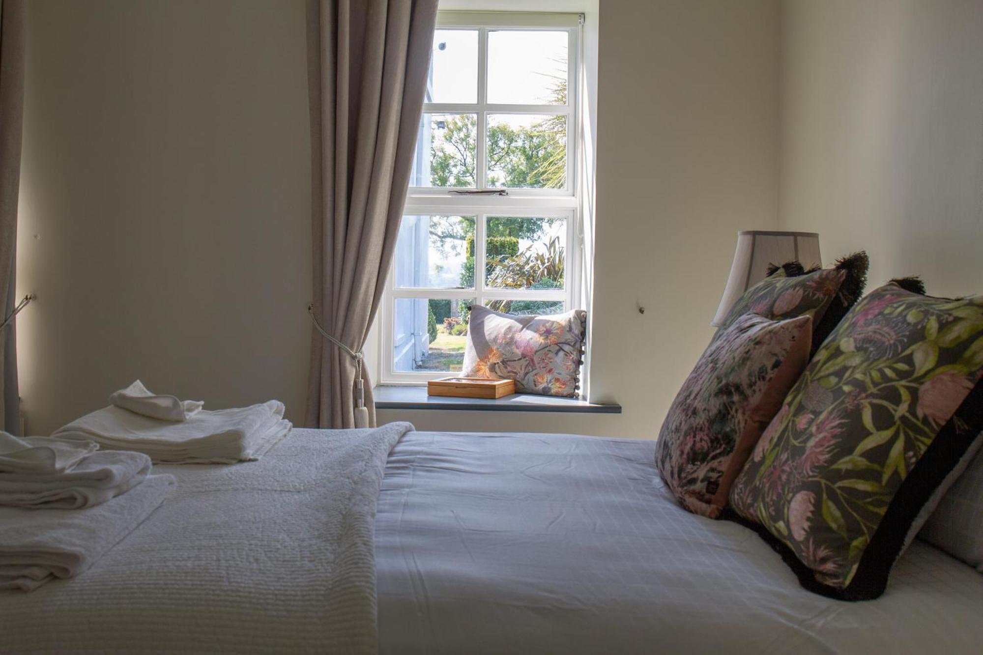 קאשל Hill House Lodge Sleeps 6 Overlooking The Rock Of Cashel מראה חיצוני תמונה